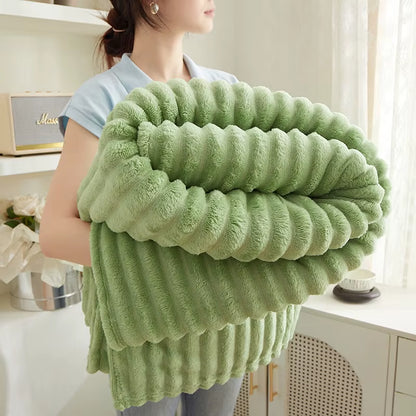 Thickened Striped Flannel Multi-Functional Blanket, Warm Cozy Throw Blanket Suitable for Sofas, Beds and Offices