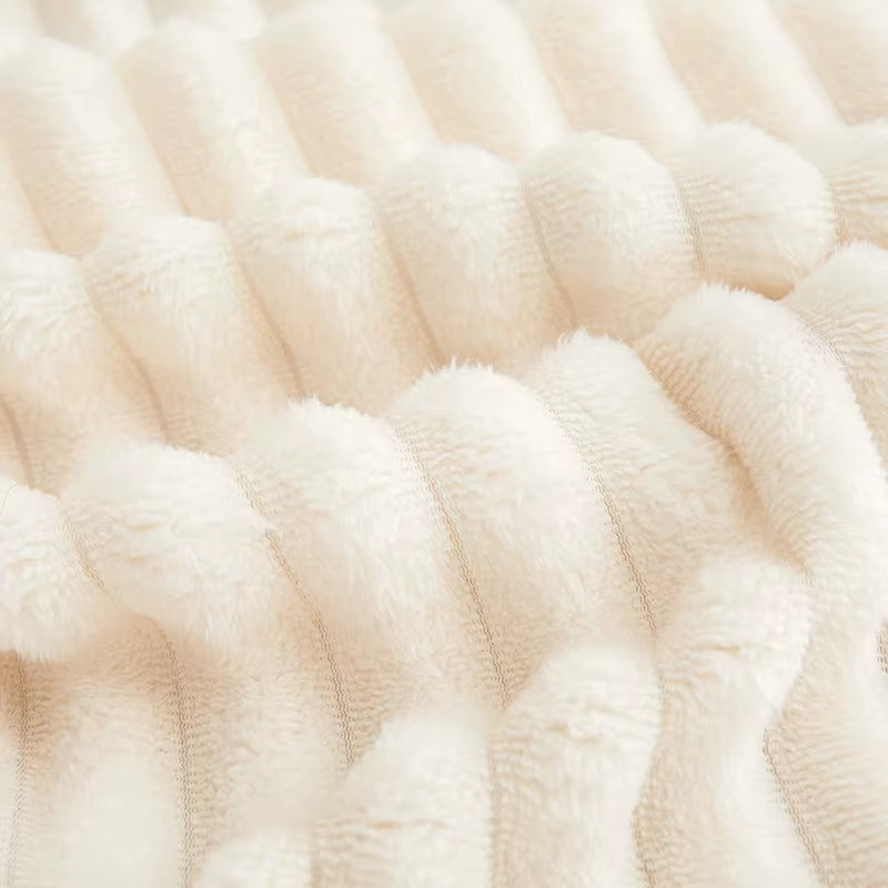 Thickened Striped Flannel Multi-Functional Blanket, Warm Cozy Throw Blanket Suitable for Sofas, Beds and Offices